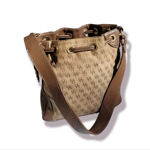 Dooney & Bourke Vintage Tan Drawstring Bucket Shoulder Bag - Picture 2 of 16